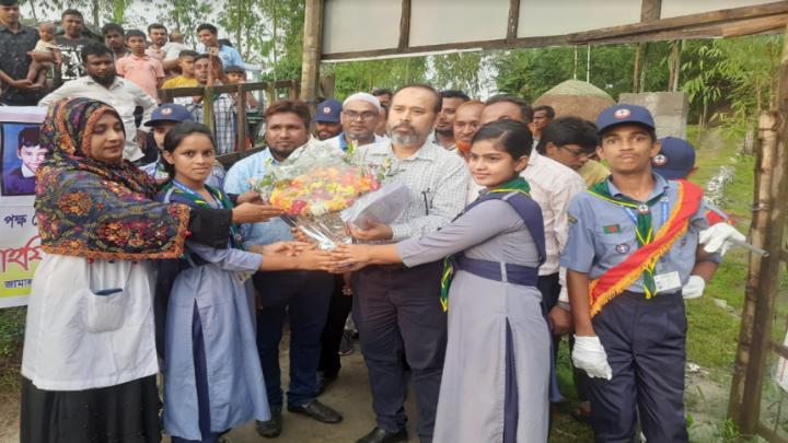 জামালপুরে সমাজসেবা উপ-সচিবের বিশেষ শিক্ষাবিদ্যালয় (প্রতিবন্ধী) পরিদর্শন